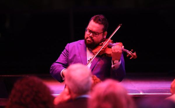 Violinist Vijay Gupta offers new vision of arts outreach to rapt Cleveland audience